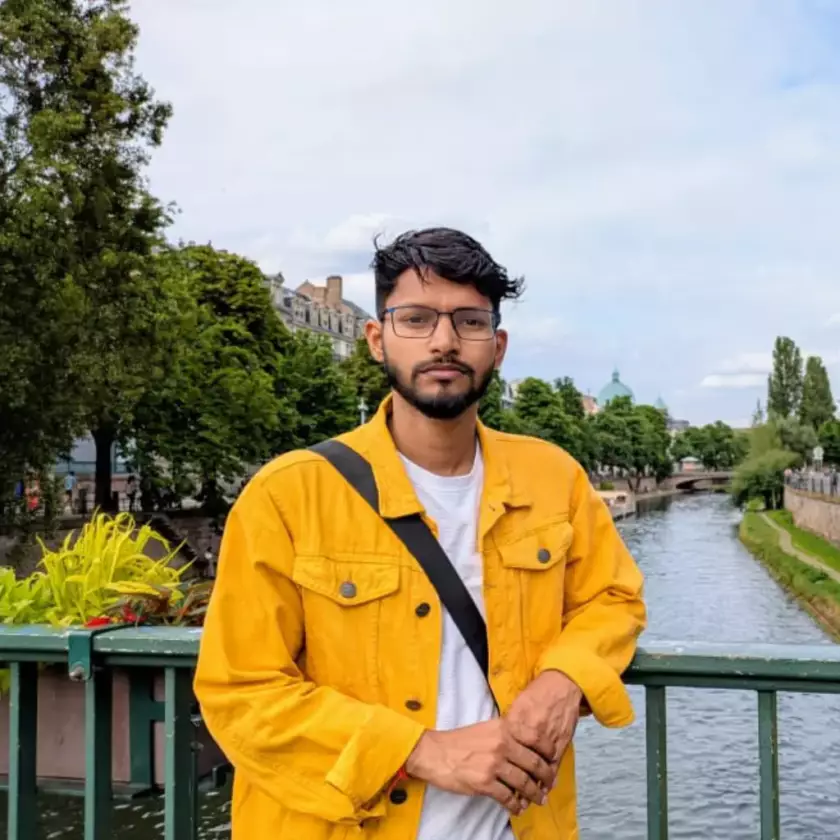 Durgesh Banswar
